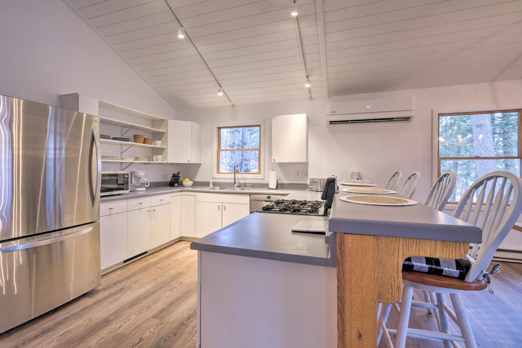 Walloon Lake Vacation Rental Walk To Water! Boyne City Exterior photo